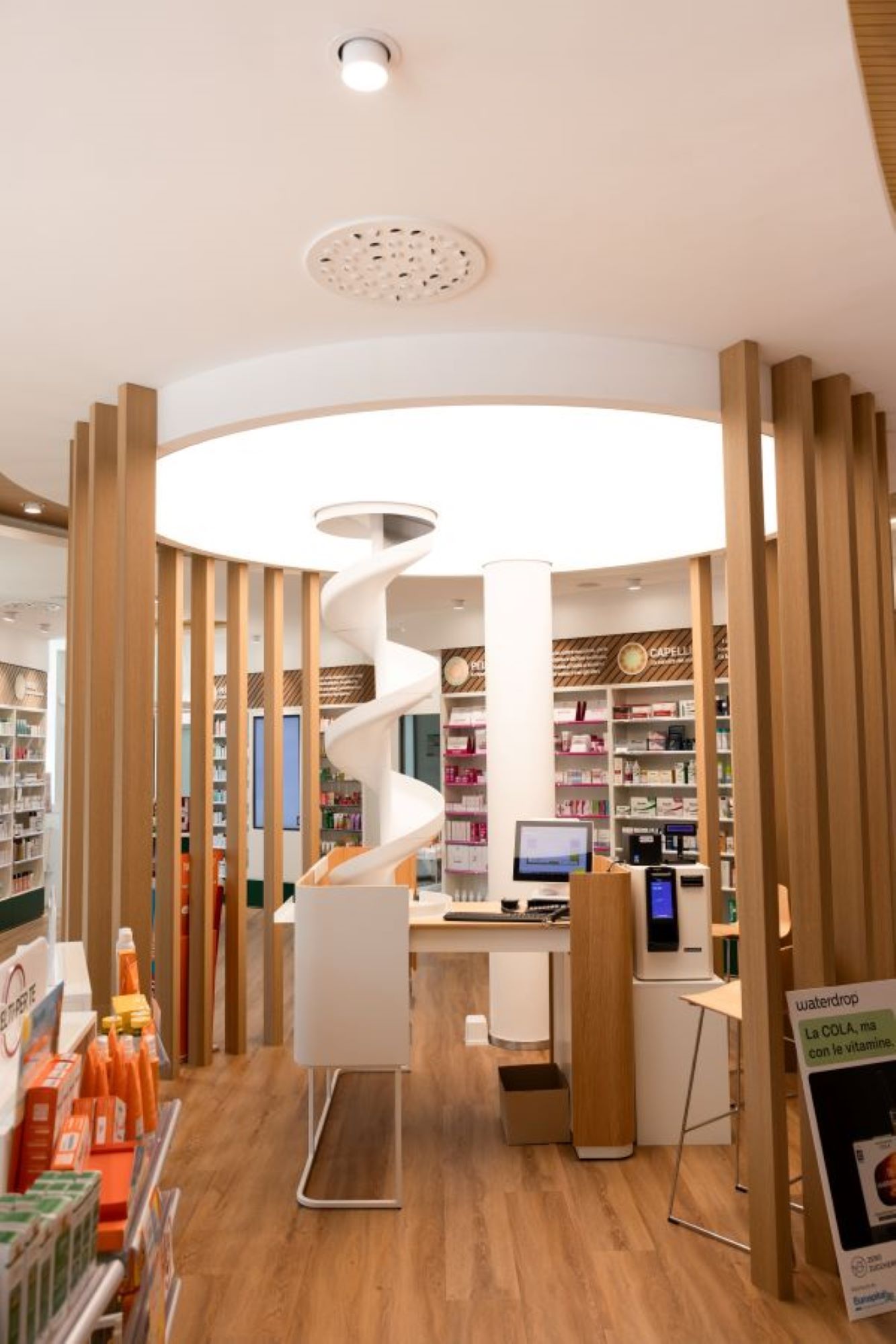 05Stylceiling-farmacia-retail